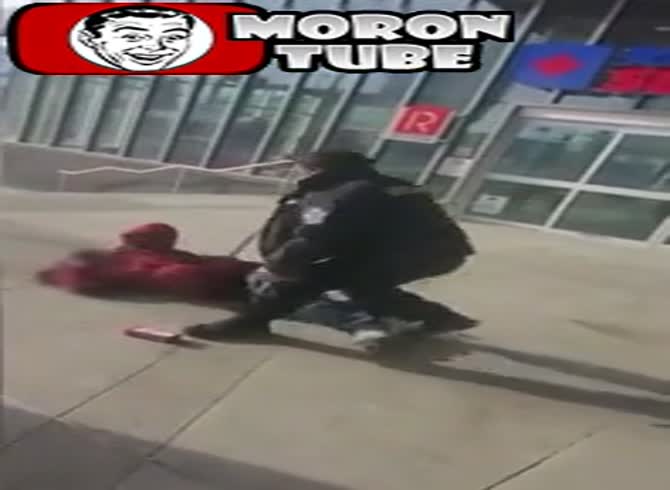 Video: A security guard who got into a brawl with a homeless guy was dismissed